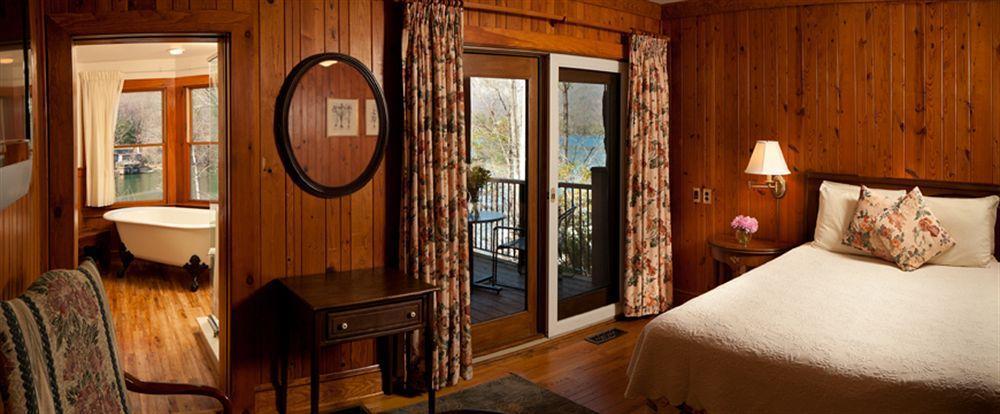 Lodge On Lake Lure Ngoại thất bức ảnh