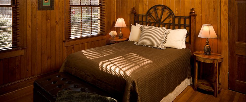 Lodge On Lake Lure Ngoại thất bức ảnh
